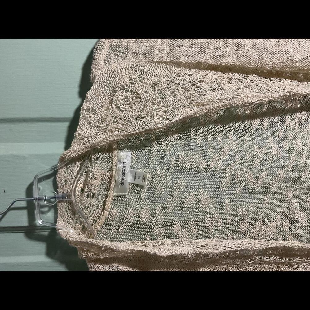 Lightweight Open Knit  Delicate With Scalloped edges  Size 2X - Picture 8 of 12